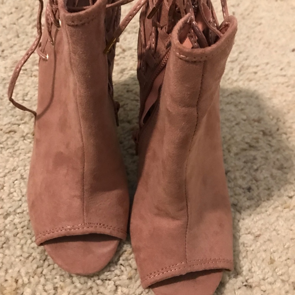 Peep toe heels